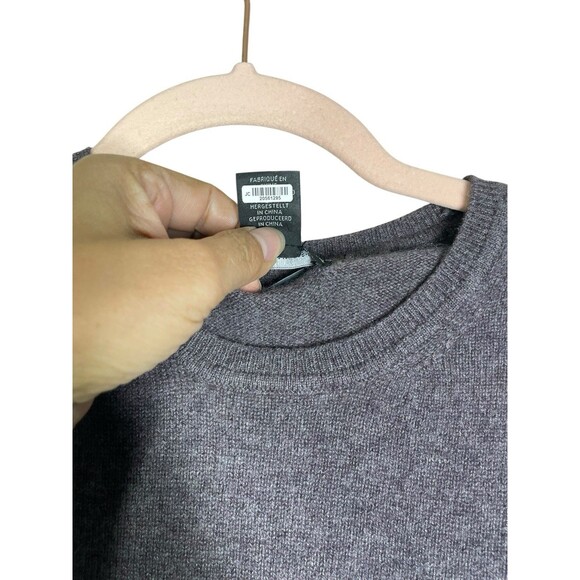 TAHARI‎  PURE LUXE 100% Cashmere Gray Crew Neck Sweater Size XS Round Neck - Picture 4 of 9